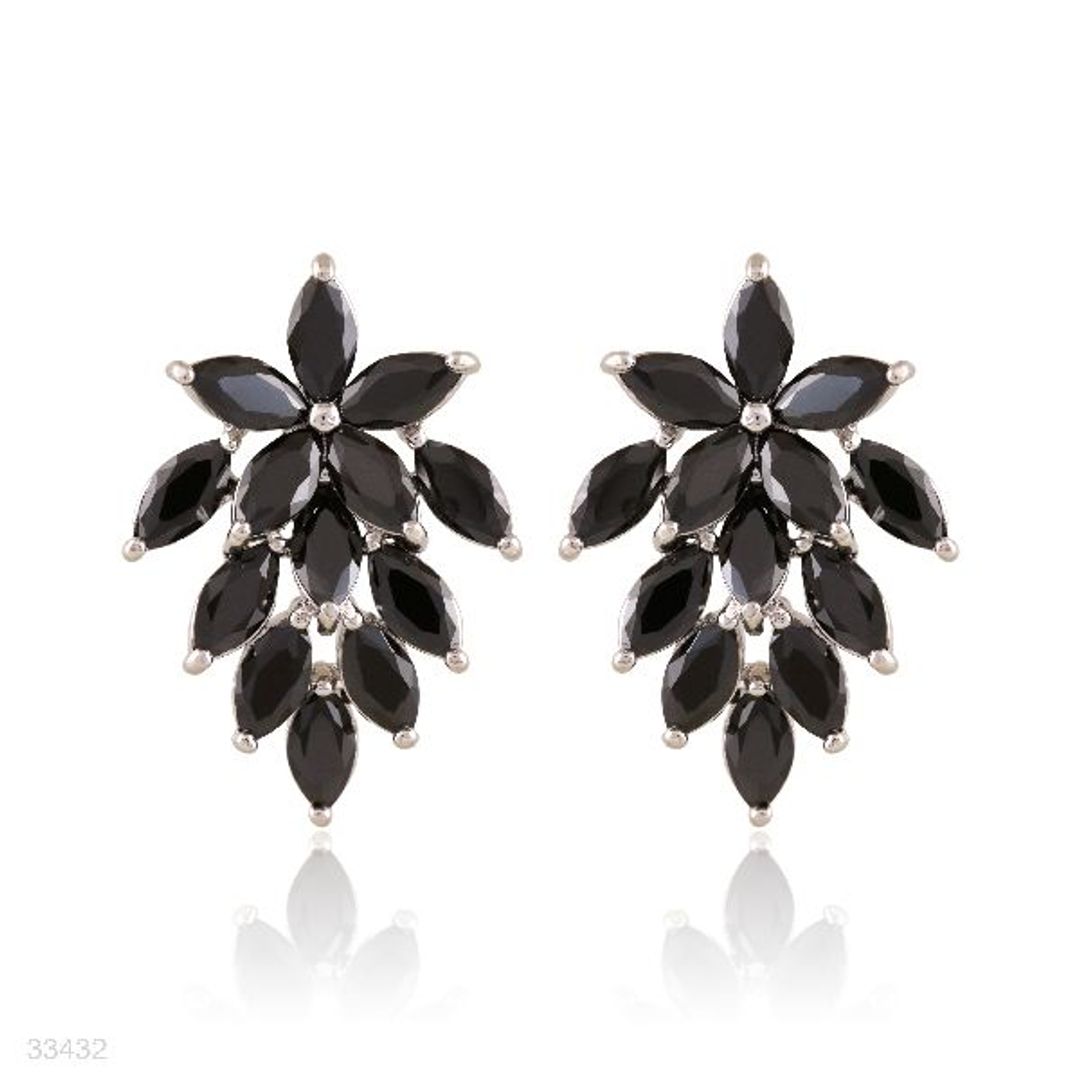 pretty clear flower bunch earrings